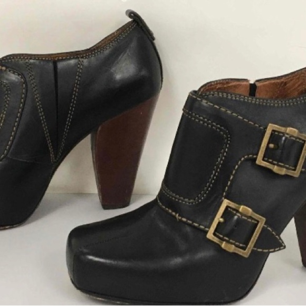 Frye Booties Black and Brown